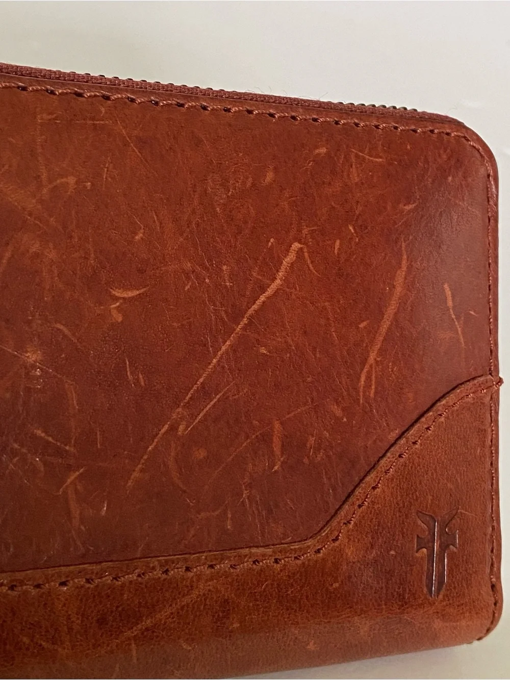 Women’s Frye Logo Melissa Brown Leather Accordion Zip Phone Wallet Wristlet NWT